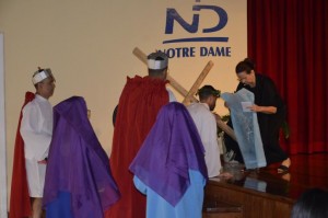 Verônica enxuga o rosto de Jesus